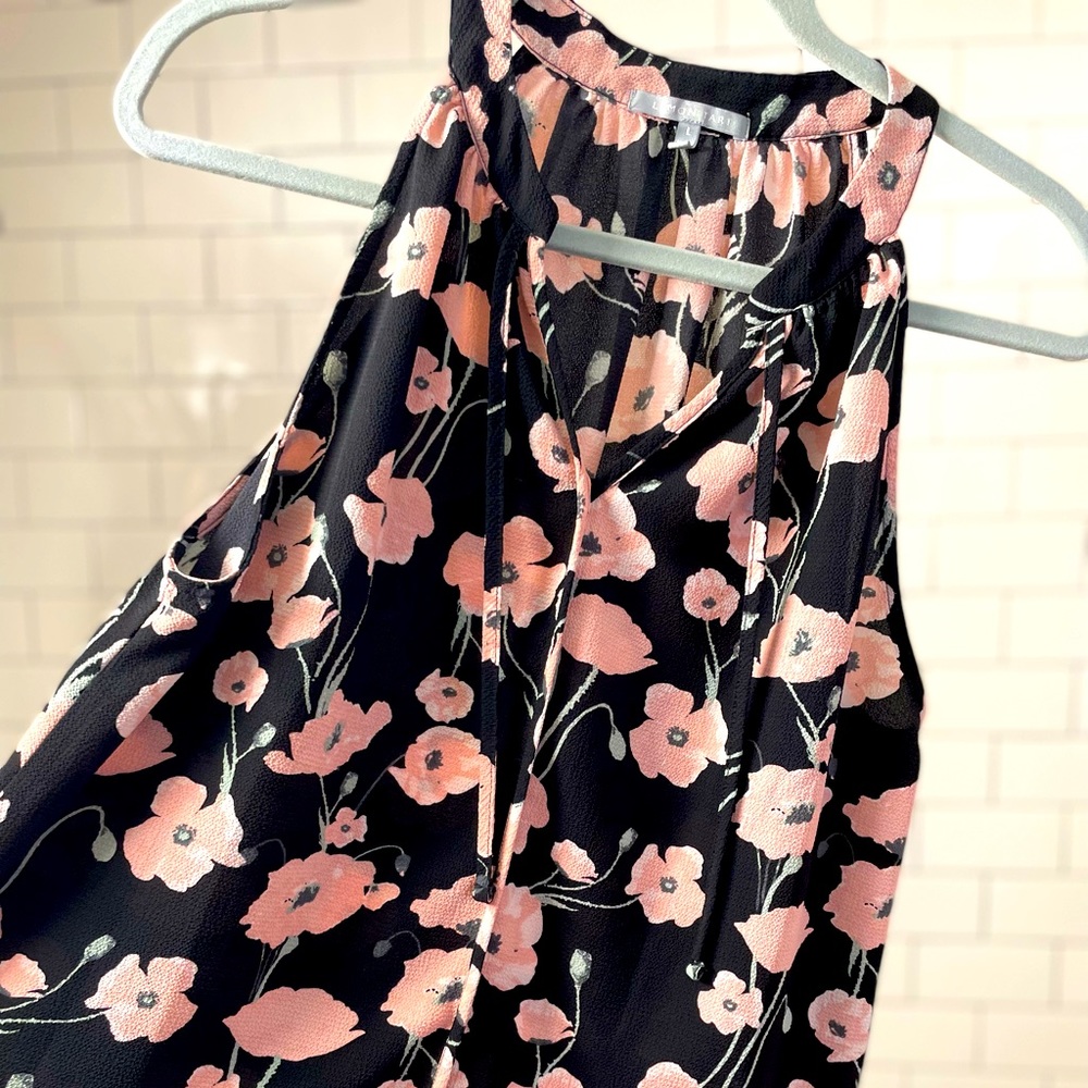 Halter-top blouse, Lemon Tart Brand. Black with pink/grey flowers, Size L